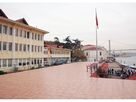 Galatasaray Üniversitesi